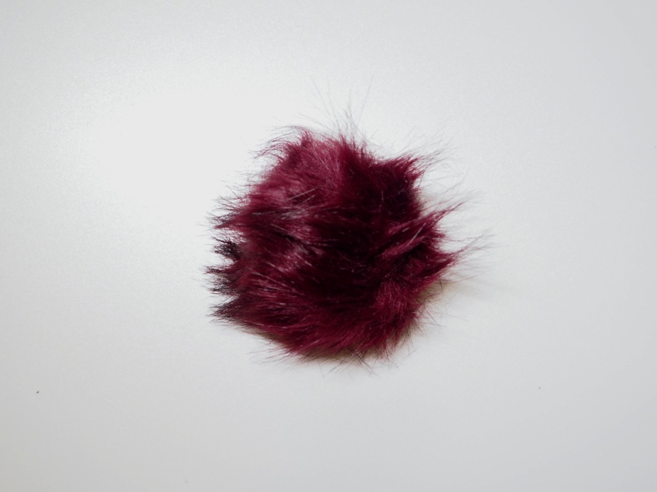 Bambule kožešinová bordo 12 cm
